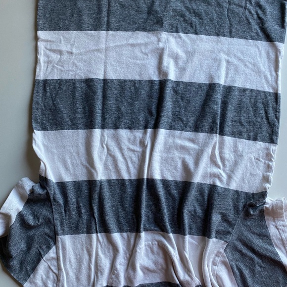 2 men’s t-shirts Hollister S Volcom M - Picture 14 of 15